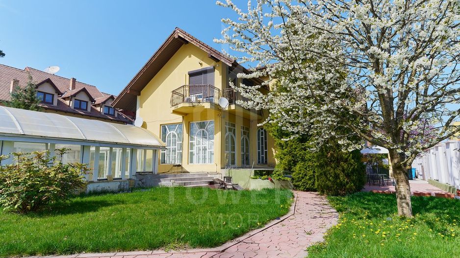 Reședință de Lux la Liziera Pădurii – Oază de Intimitate în Parcul Sub Arini - Poză 1
