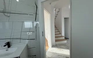 Duplex cu 4 camere si teren generos de 352 mp – Mosnita Noua - Poză 19