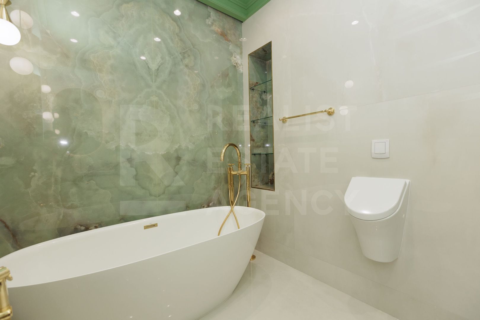 Chirie, apartament, 3 camere, str. Bulgară, sectorul Centru - Poză 23