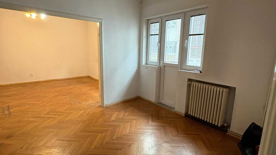 APARTAMENT -GARSONIERA ZONA DOROBANTI - Poză 1