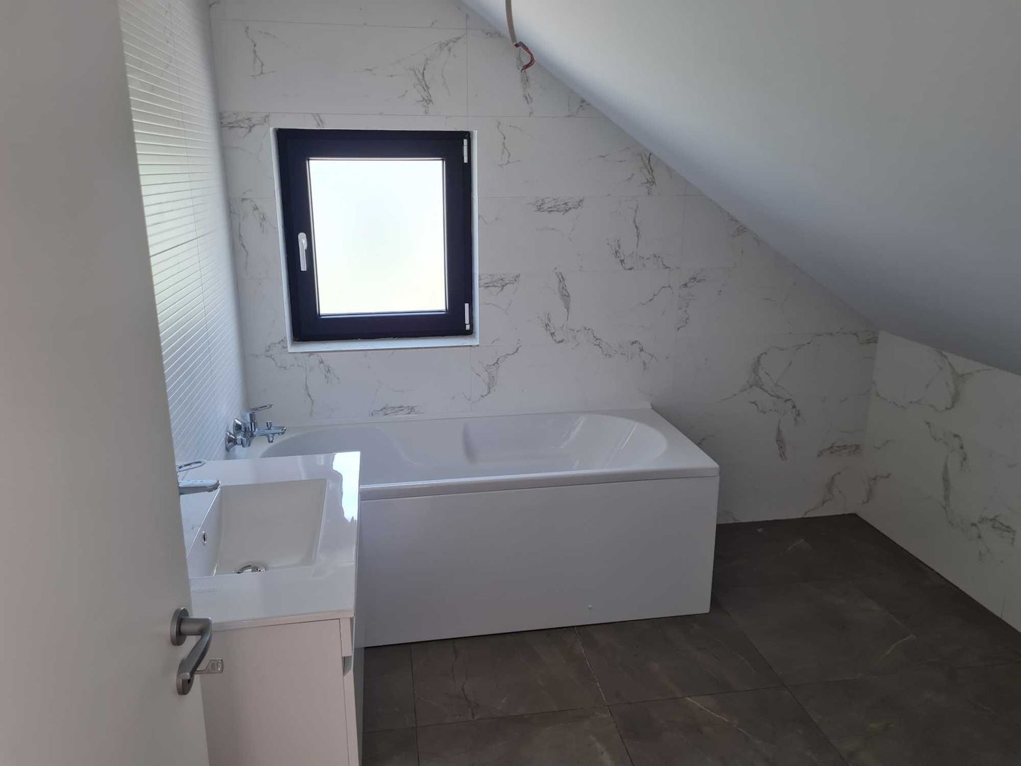 Vila dupex complex privat Otopeni | Central - Poză 2