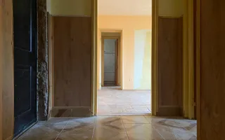Vanzare apartament cu 3 camere în Micro 6  zonă căutată din Târgoviste - Poză 13