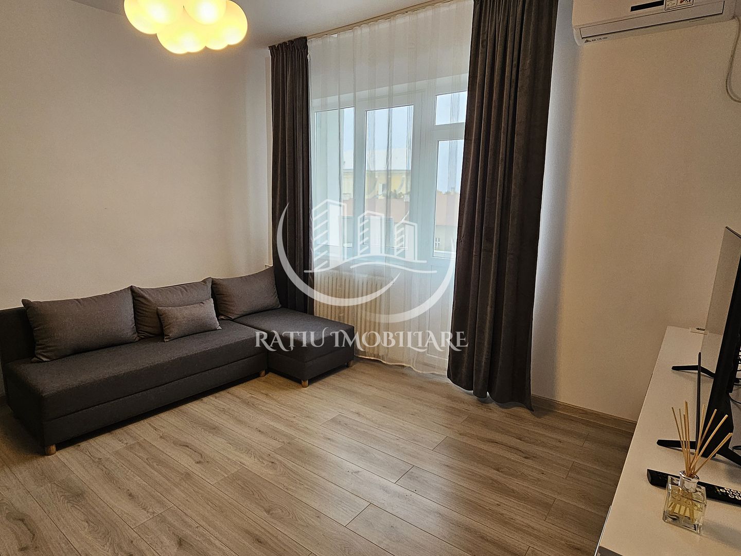 Apartament cu 2 camere | Rogerius | Oradea - Poză 3