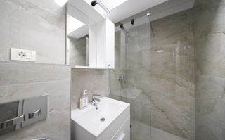 Garsoniera moderna,prima inchiriere - zona Biruintei, metrou Berceni - Poză 7