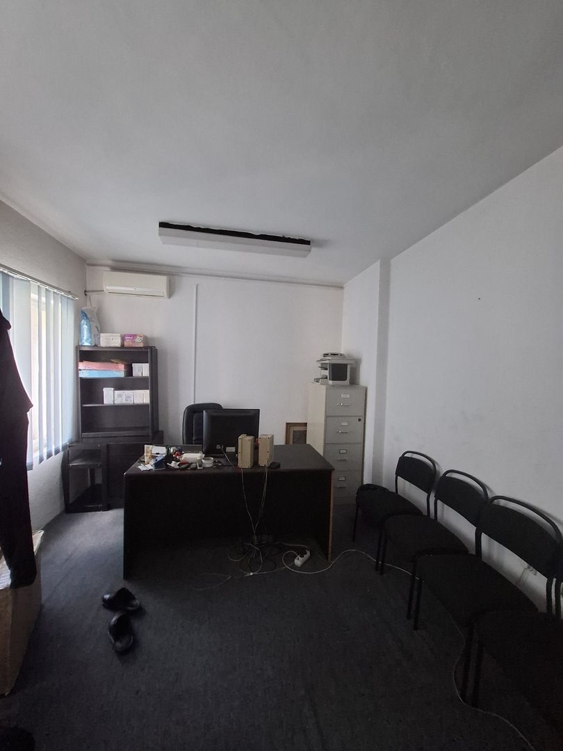 Imobil stradal 20 de camere - Eminescu - Poză 11