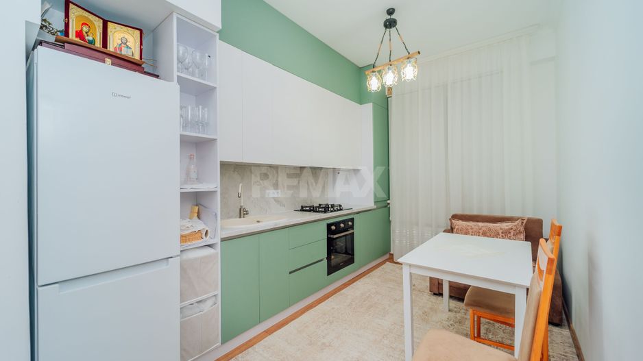 Apartament cu 2 camere, Centru - Poză 3