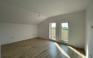 Duplex 4 dormitoare-2 Bai-129 Mp- Super Pret-Pozitie Excelenta-Ghiroda - Poză 3