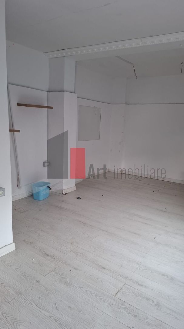 Spatiu comercial de inchiriat in zona Bucurestii Noi/Damaroaia - Poză 1