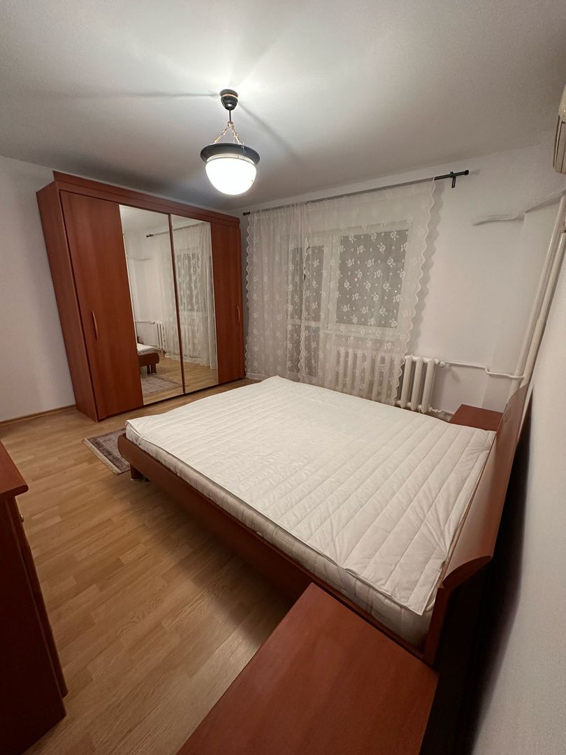 Apartament de inchiriat 3 camere, Metrou Crangasi, Bucuresti A35 - Poză 6