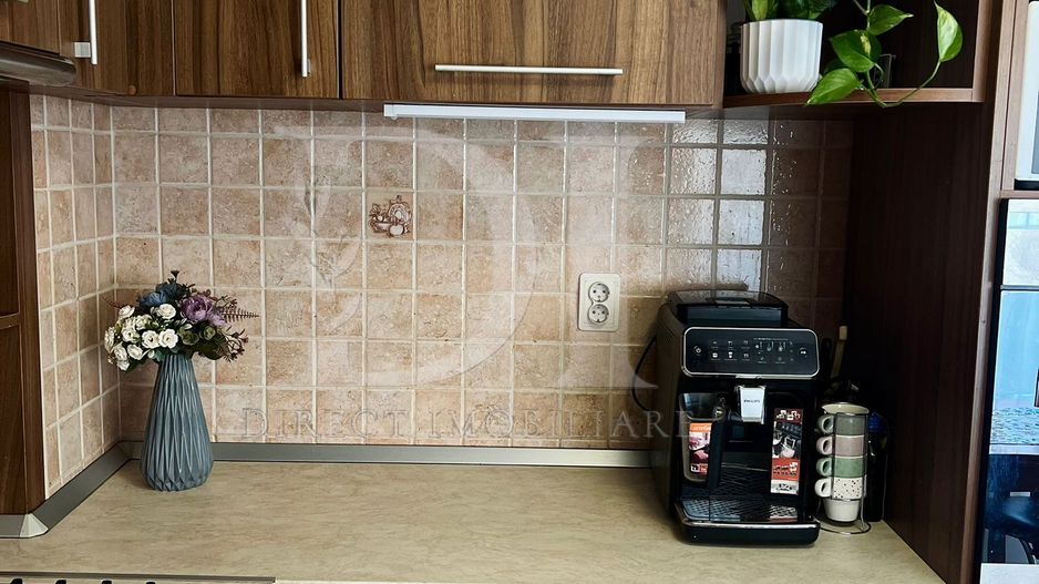 Apartament 92 mp / boxă și garaj / Zona Eroilor - Poză 9