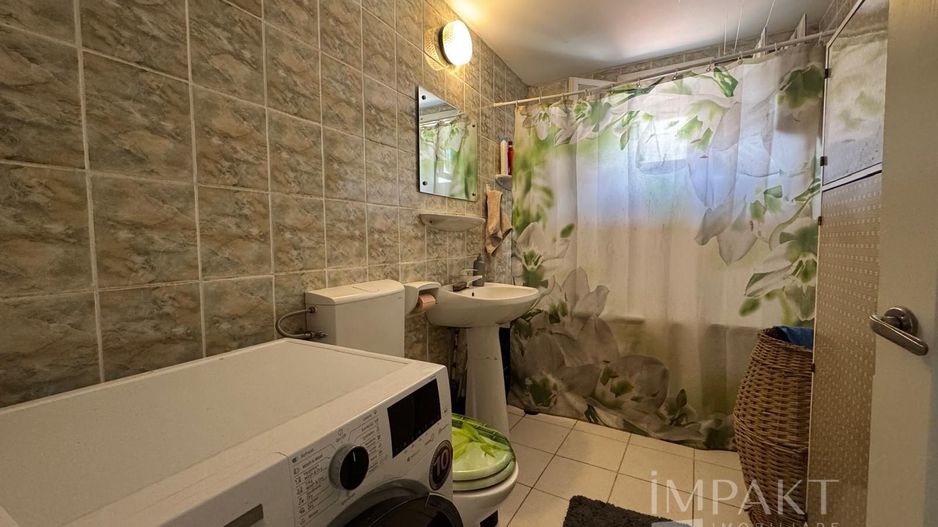 Casa cu teren generos in cartierul 'Intre Lacuri'!!! - Poză 12