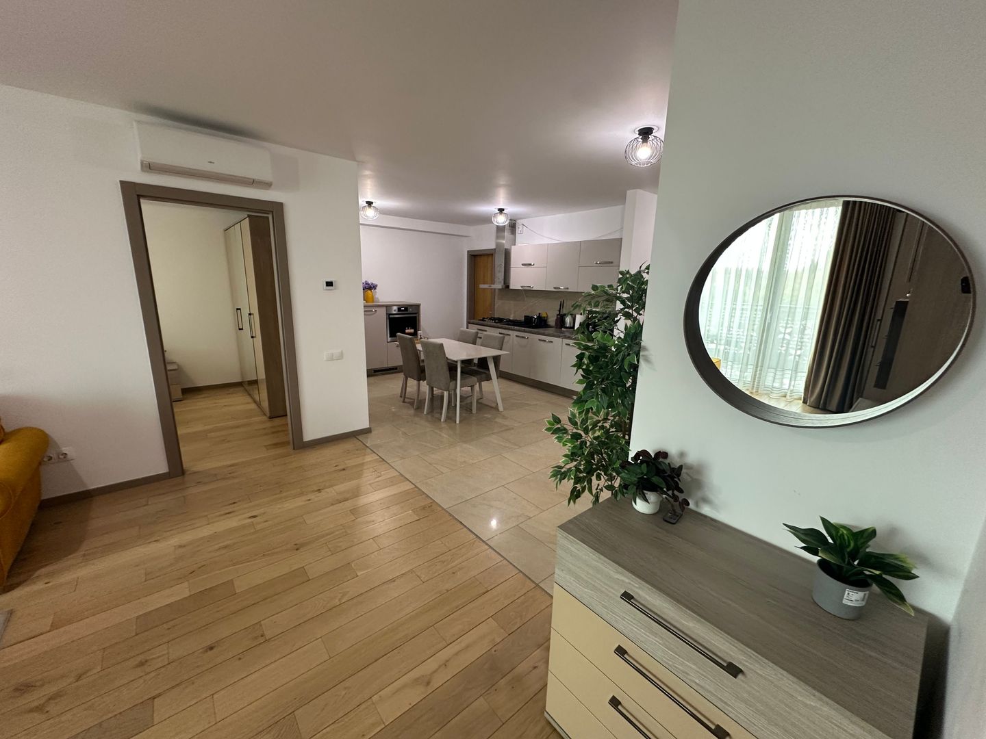 Apartament bloc nou 3 camere - parcare subterana - Poză 13