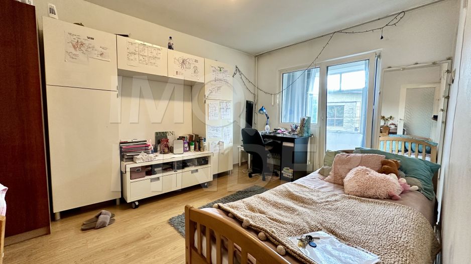 Garsonieră  Zorilor– Strada Ciresilor, zona UMF, dotată cu centrală proprie - Poză 1