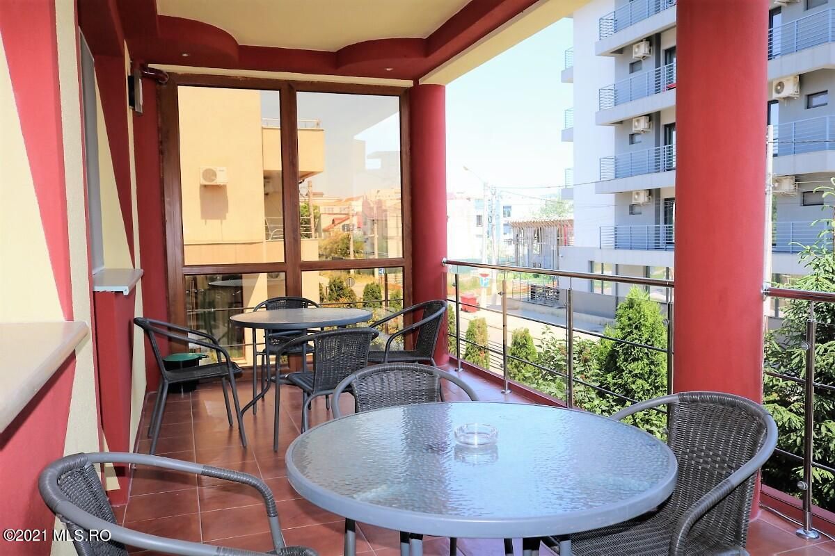 Mamaia Nord - Langa Mare, pensiune la cheie, 11 camere, 9 bai! - Poză 67