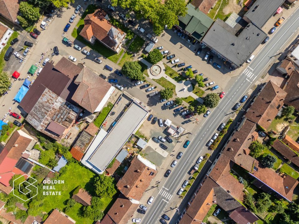 Cladire cu 24 camere, langa Castelul Regal Savarsin - Poză 27