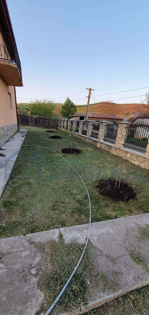 Vând casă și teren - Poză 6