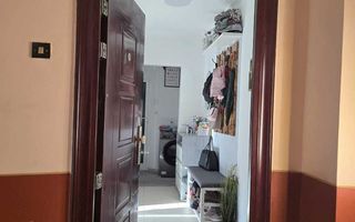 BRASADAS vinde ap 2 cam etaj 1/4 56mp în Carpați 2. - Poză 6