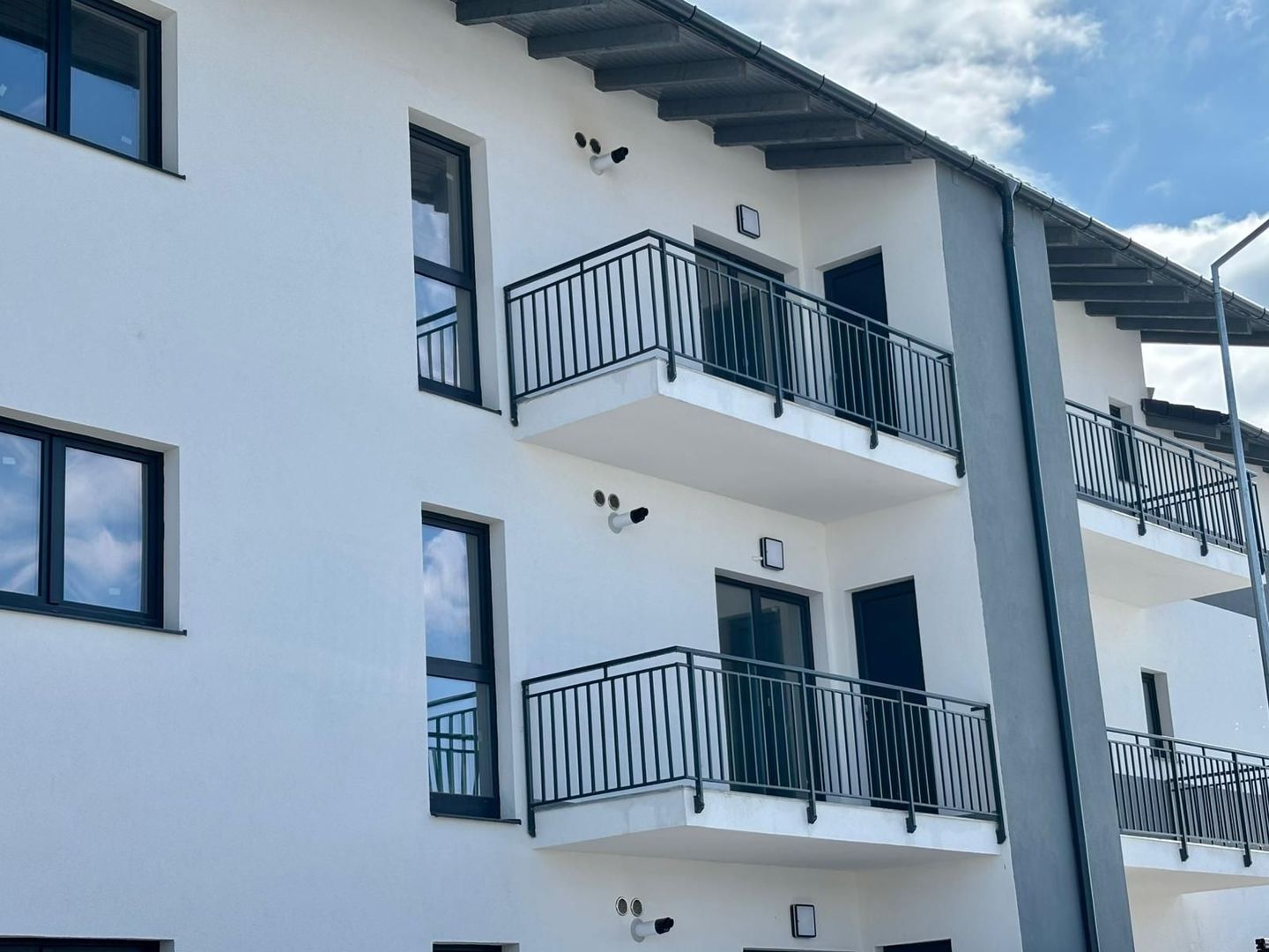 Apartament 2 camere ETAJ 1/2- zona Unirii, Selimbar - Poză 19