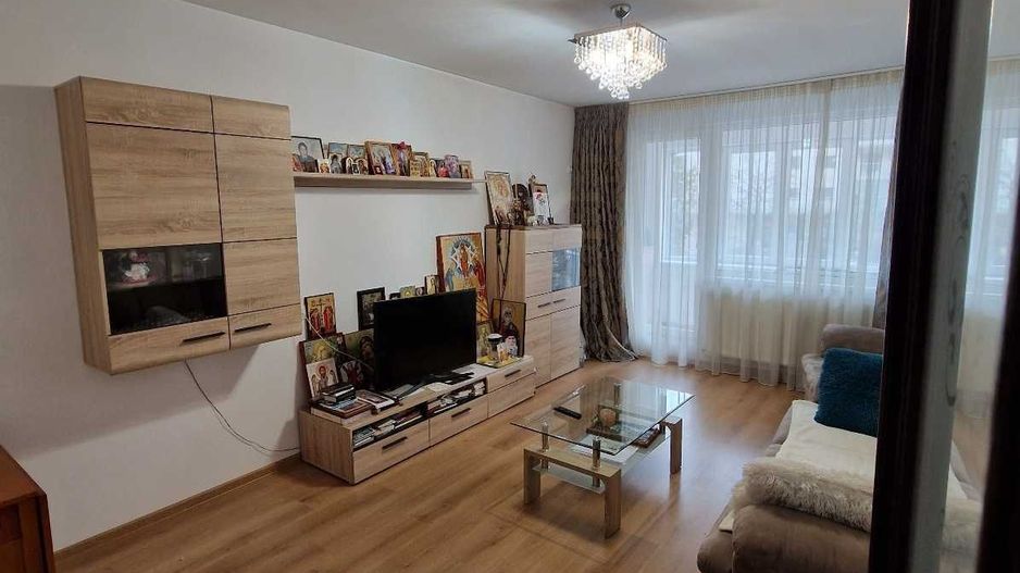 Apartament 3 camere | 70 mp | 1,5 min metrou | Mobilat,utila | Renovat - Poză 5