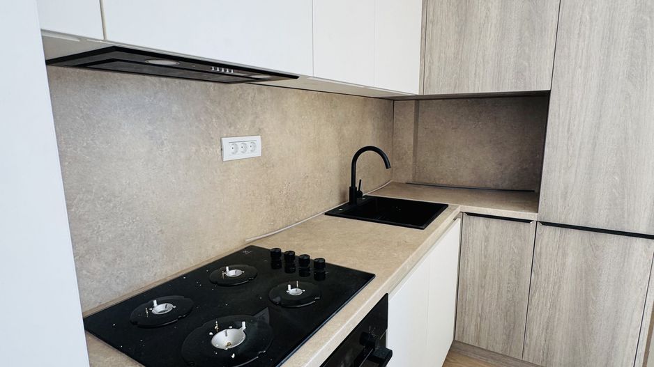 Apartament 3 camere si  CURTE mare, Otopeni 23 august - Poză 6