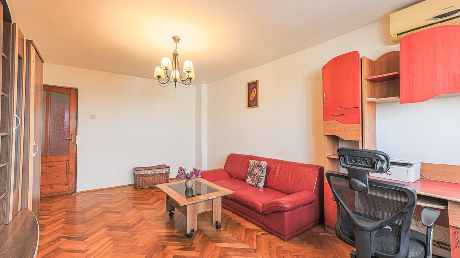 Rezervat! Apartament 2 camere, decomandat, 64 mp, etaj 4/4 - Poză 3