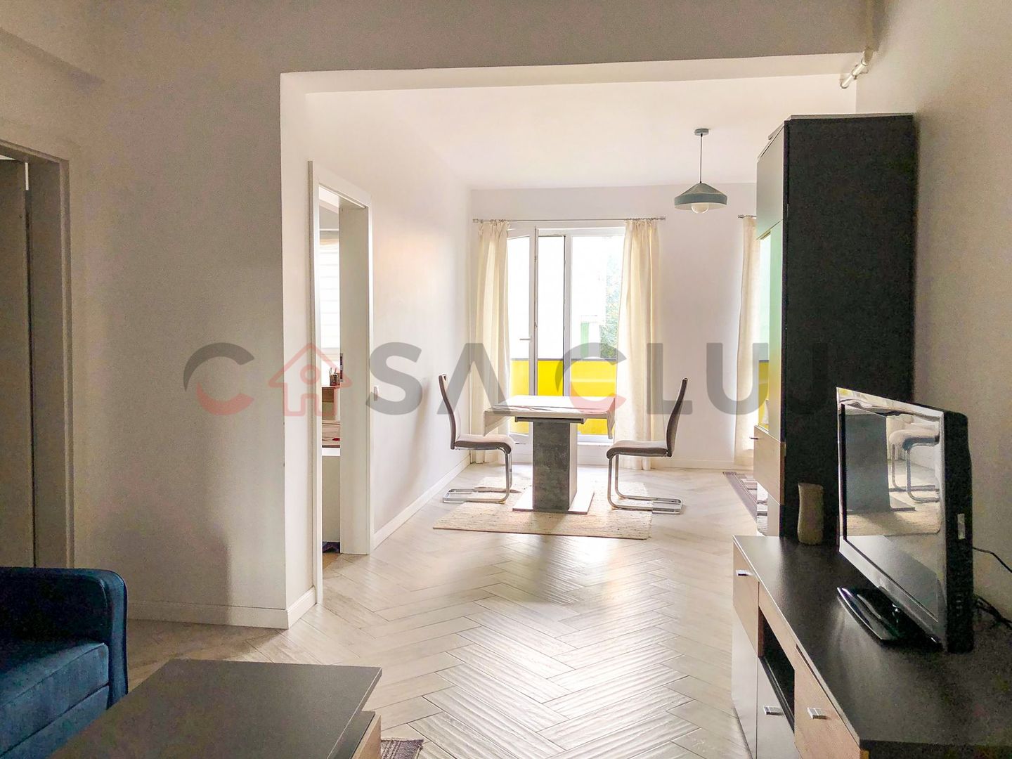 Zona Semicentrala - Modern, Etaj Intermediar, spatios - Poză 2