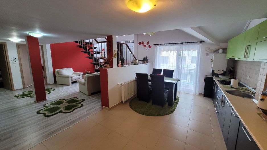 🏡Apartament pe 2 nivele, mobilat si utilat, ocupabil imediat. Lift.✨ - Poză 6