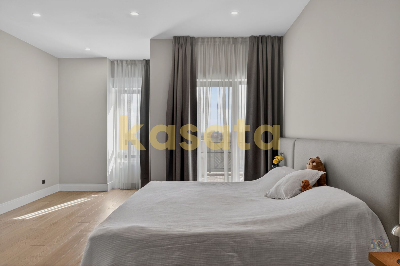 4 camere Triana Pipera | 188 mp utili | 2 locuri parcare + 2 boxe - Poză 22