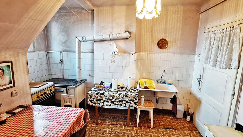 Schei, zona SRI, apartament doua camere 55mp, priveliste superba, 119000 euro - Poză 10