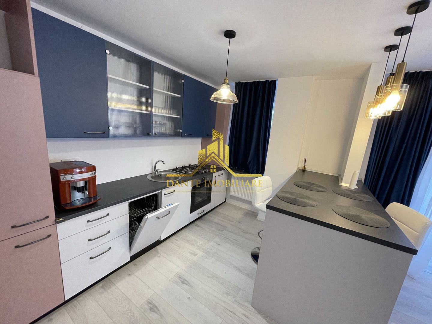 2 camere ,mobilat lux, garaj, semicentral, spatios, bloc nou, Marasti - Poză 4