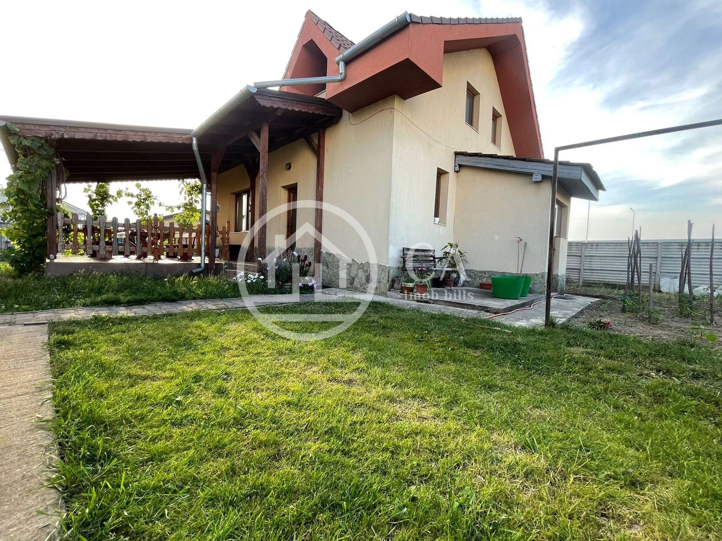 Casa de vânzare cu 4 camere in Santandrei, Bihor. - Poză 2