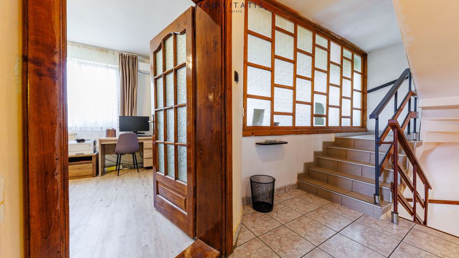 Vânzare casă individuală cu potențial extraordinar în Dumbrăvița - Poză 18