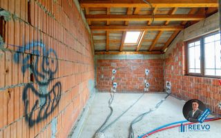 Vilă spațioasă cu vedere la pădure, la doar 15 minute de Bacău! - Poză 21