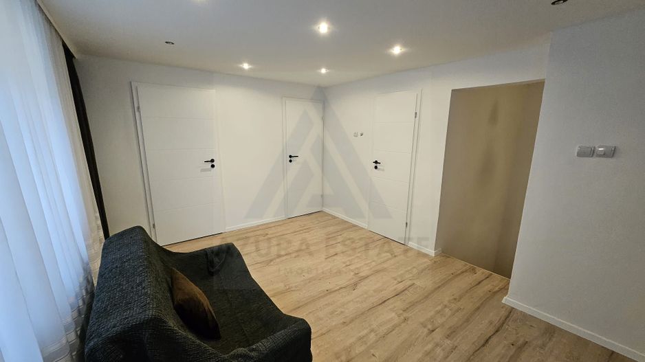 Casa individuala 144 mp utili garaj subteran pivnita si curte Turnisor - Poză 7