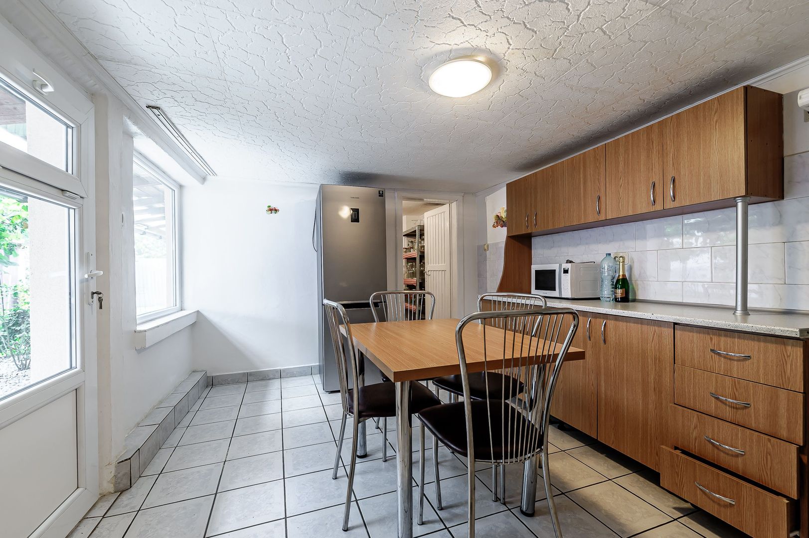 Vandut Casa cu teren generos la pret de apartament in Gradiste - Poză 8