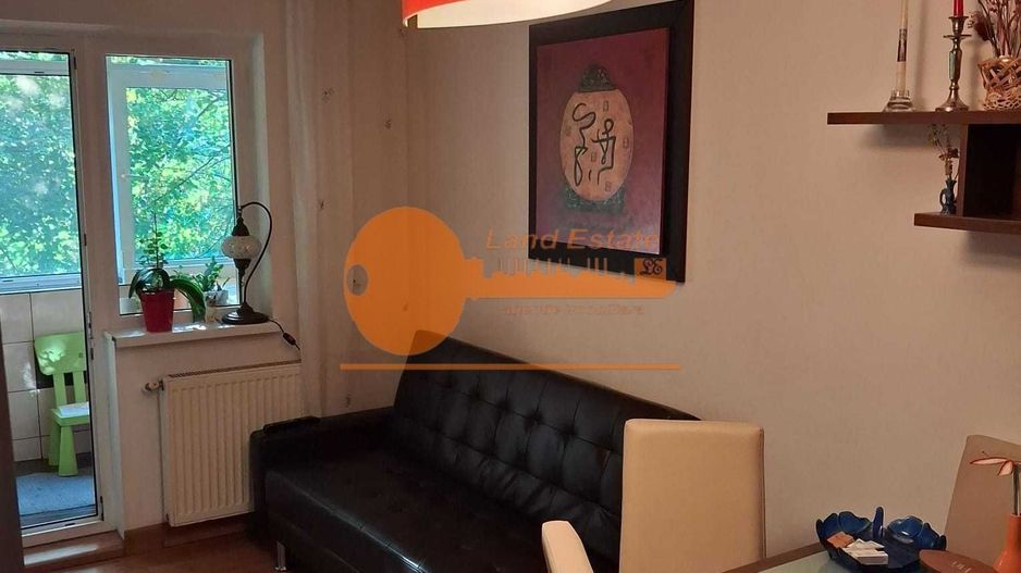 Apartament 2 camere (transformat in 3) la 2 min Metrou Aurel Vlaicu - Poză 3