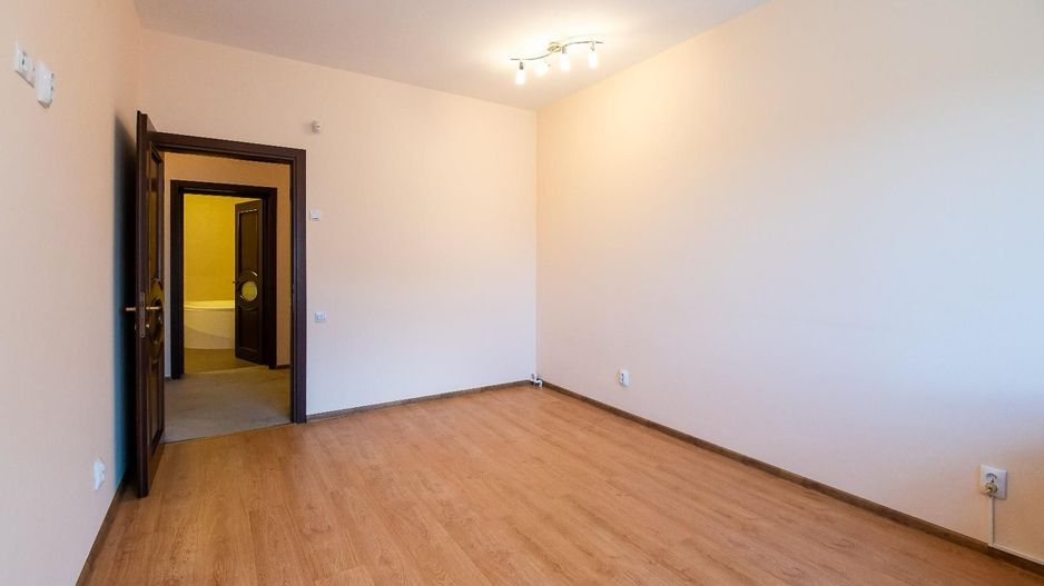 Imobil 28 CAMERE pretabil CAMIN BATRANI- GRADINITA-CLINICA MEDICALA - Poză 14