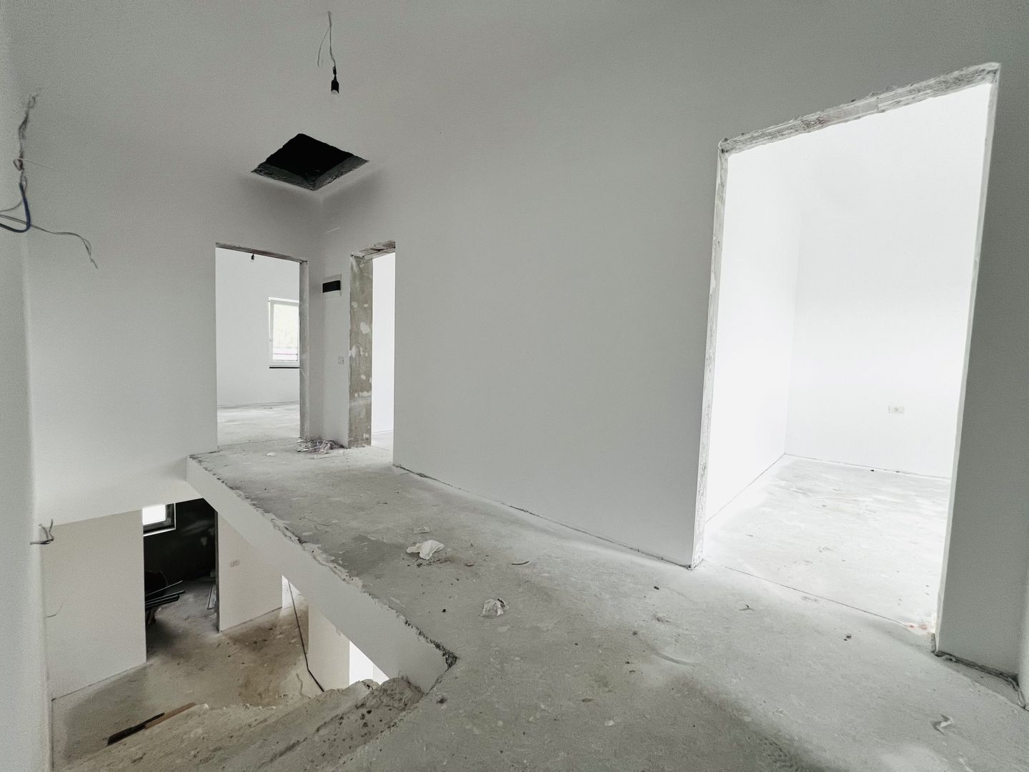 Duplex 3 dormitoare-  1300e/mp - Dumbravita - Poză 6