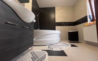 Casa de vânzare în Vulcana Pandele, la o distanță mica de oraș! - Poză 24