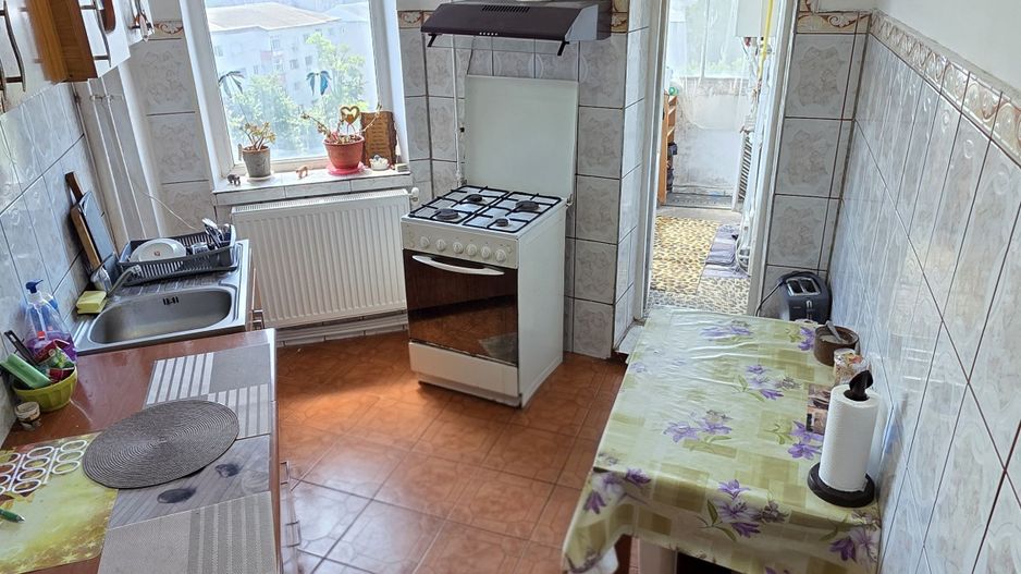 Apartament cu 2 camere, etaj 5, VASLUI - zona CRUCEA GĂRII; - Poză 5