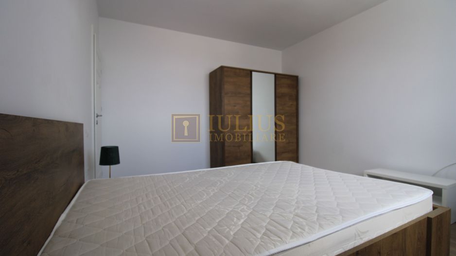 Vedere panoramica; loc parcare inclus; 2 bai/2dormitoare. - Poză 13