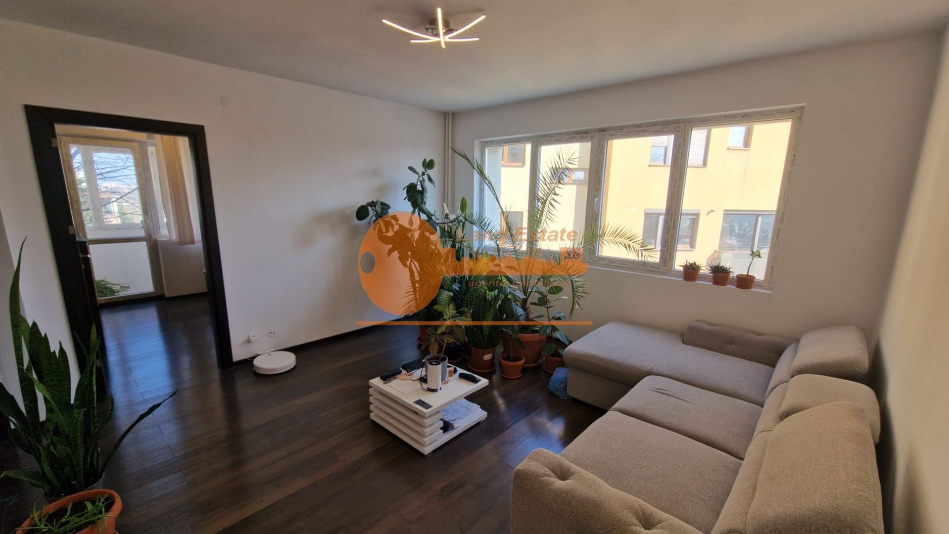 Apartament 3 camere -Zona Domenii - Poză 2