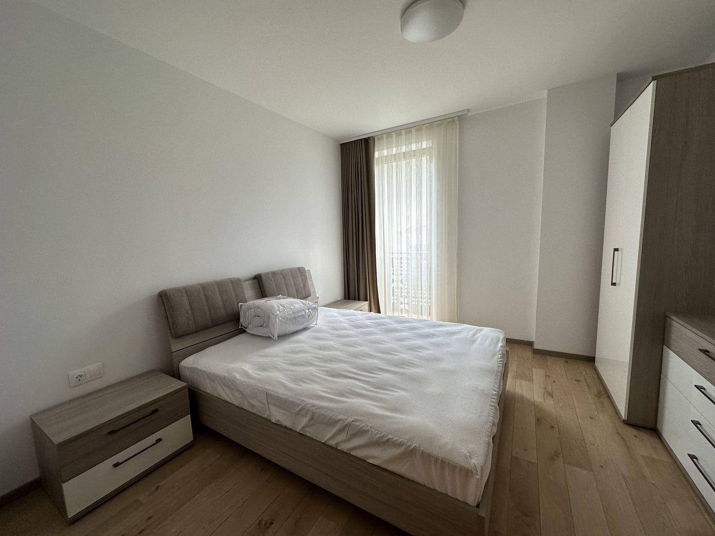 Apartament bloc nou 3 camere - parcare subterana - Poză 15