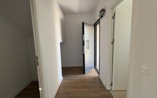 Casa 4 camere cu 2 locuri de parcare - Poză 16