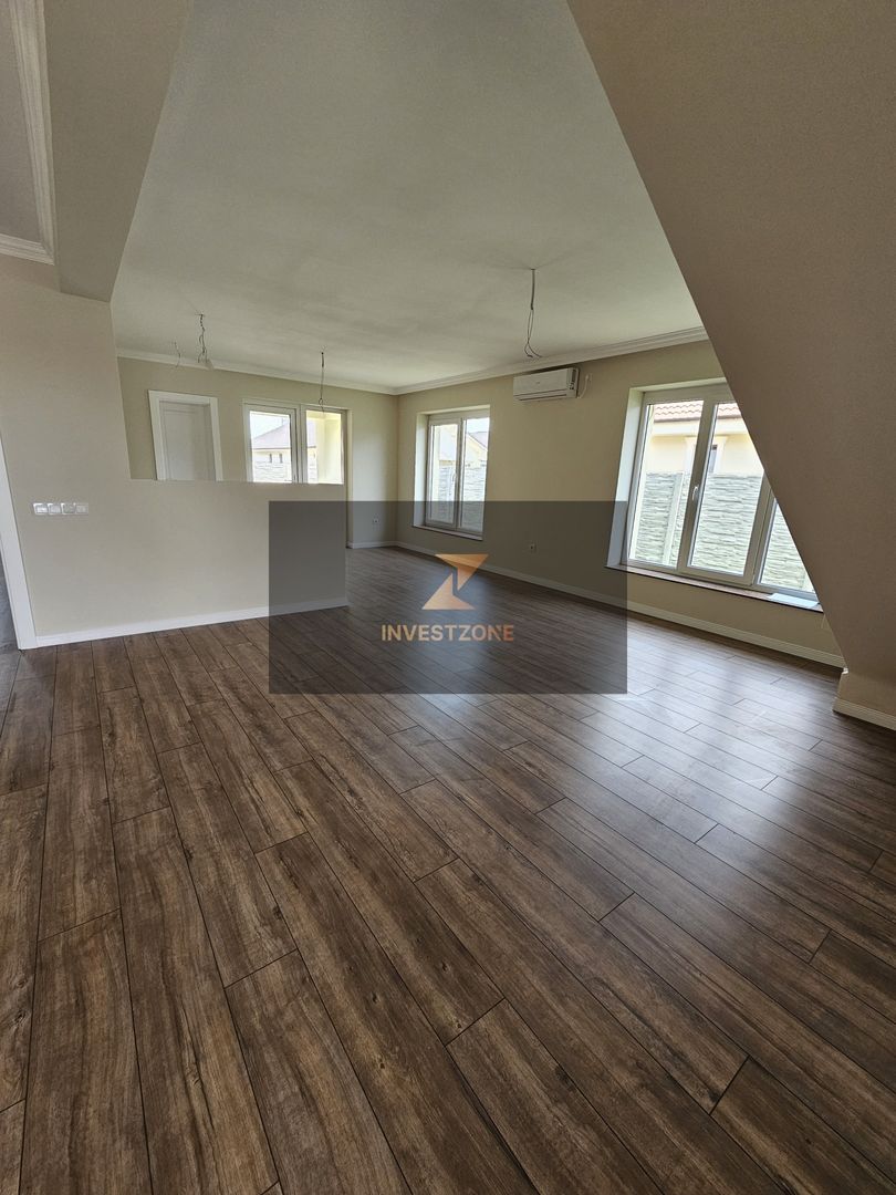 Casa de vanzare cartierul Viena-Oradea - Poză 24