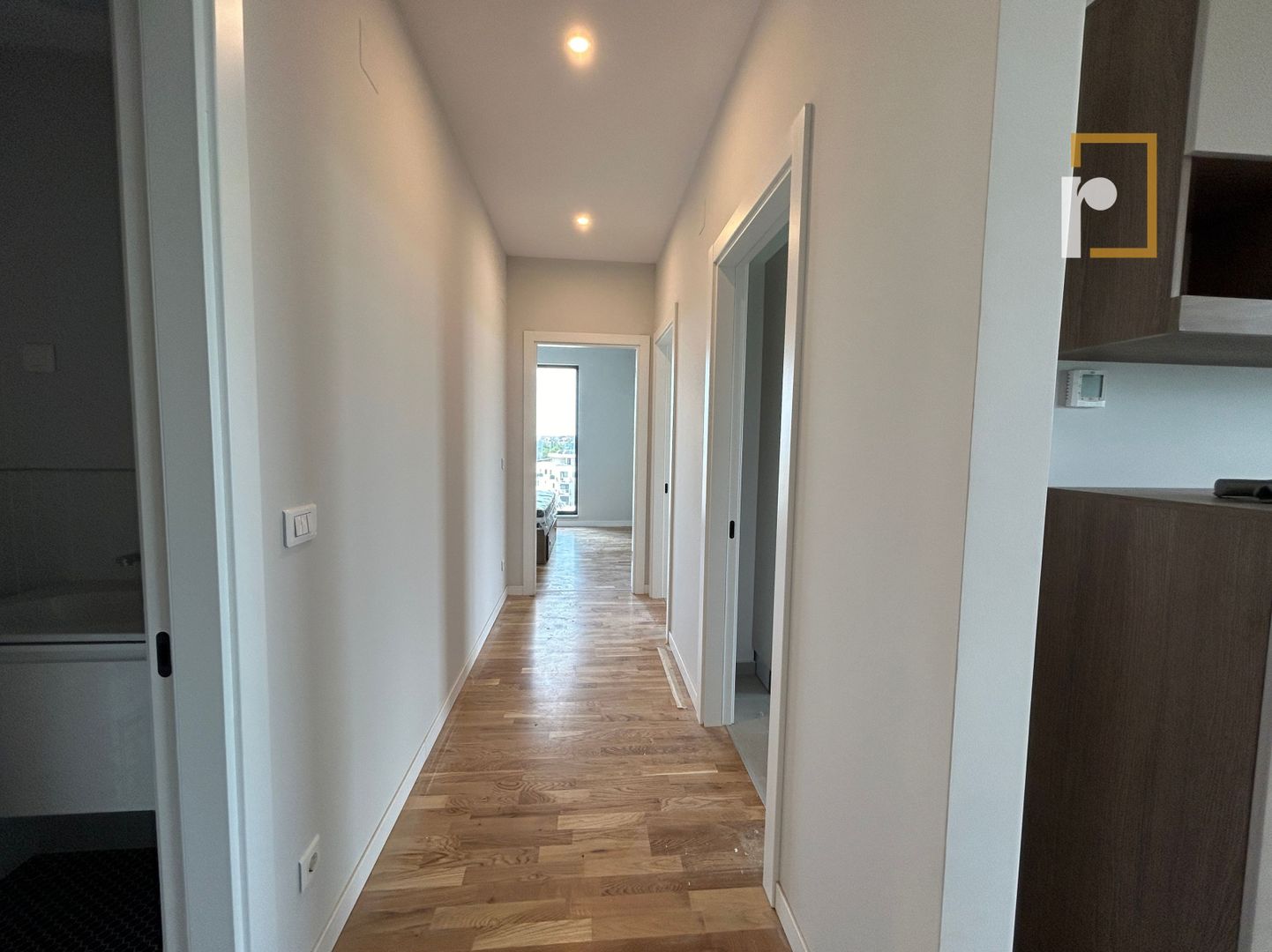 Apartament 3 camere | Mobilat si Utilat | Loc parcare | Casa Presei - Poză 3