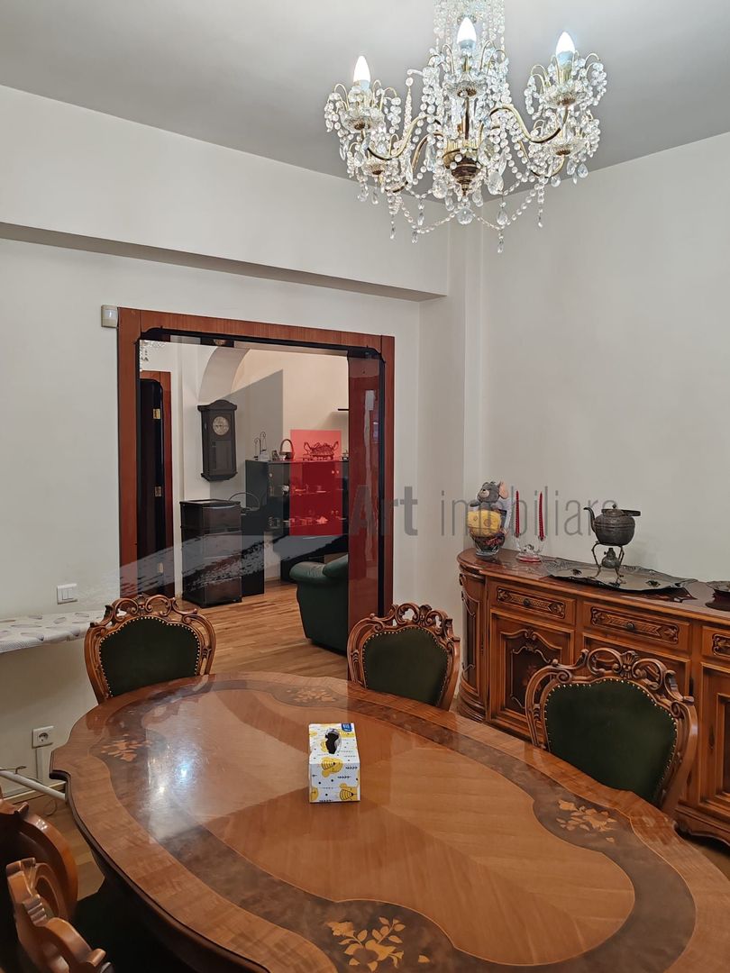 Apartament 4 camere cu centrală - Vasile Lascar - Poză 3