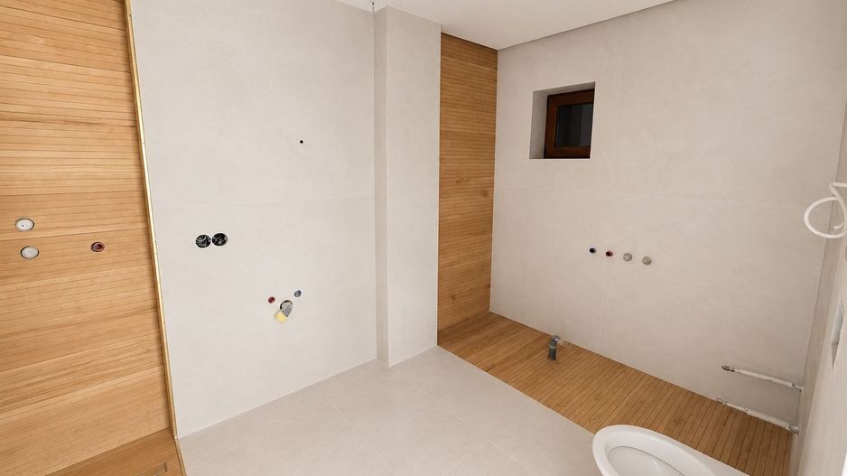 # Apartament renovat integral, Satu Mare zonă centrală, etaj 3/4 - Poză 11