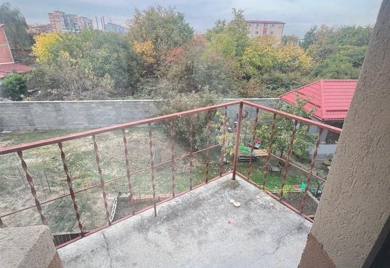 Apartament la vila2 camere decomandat balcoaneCT - Poză 10