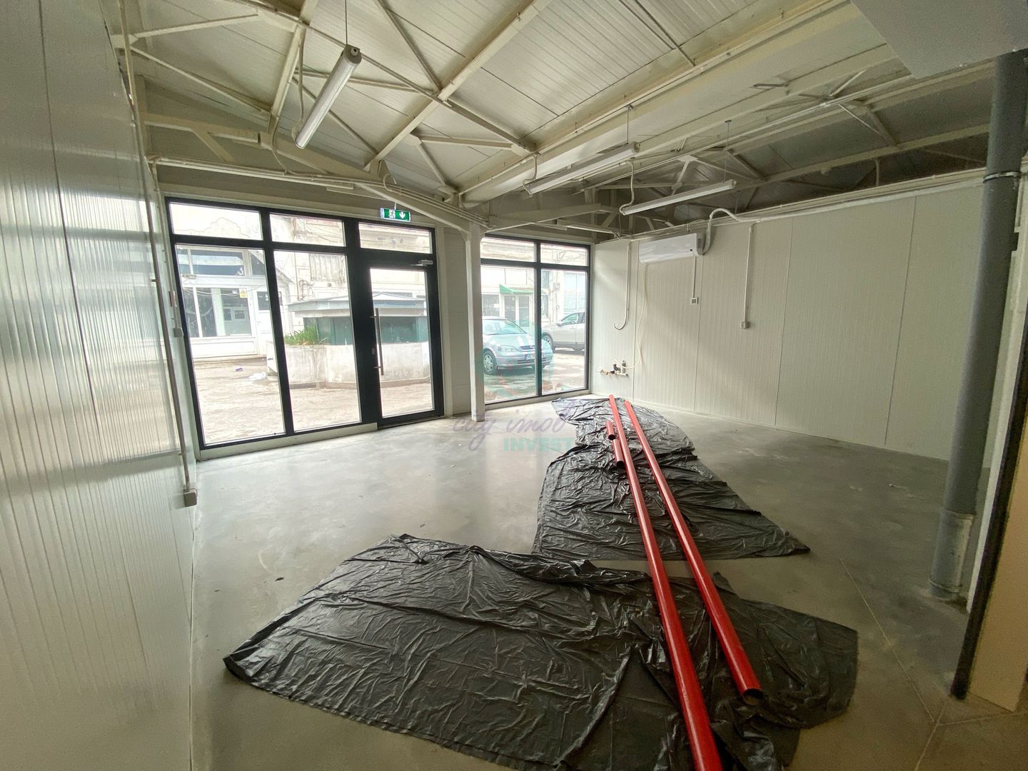 Spatii comerciale de inchiriat, Piata Delfinului - Poză 4